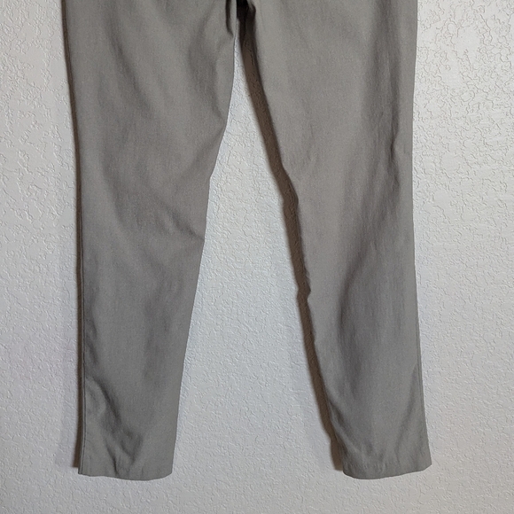 Chico's So Slimming Size 0.5( 6 ) Pull on Pants Stretch Slim St Leg Green - Picture 11 of 12